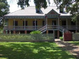 While the large white, symmetrical mansion with columns is the stereotypical plantation home design not all southern mansions are built in this style. A Proper Entrance Creole Culture And The Front Door Sociological Images