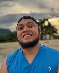 Dan Reyes's Instagram, Twitter & Facebook