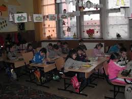 J12/1483/2015, avand codul unic de identificare 34526760 si contul bancar iban: Scoala Gimnaziala Nr 13 Sibiu