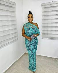 Get The Look Gorgeous Lace Styles For Wedding Guests 2019 Sista Ginna Ghanaian Blogger Gospel Music Promoter And Digital Marketer