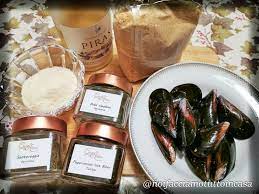 Le cozze sgusciate si prestano meglio per un condimento per la pasta. Cozze Sgusciate Gratinate Al Forno Noi Facciamo Tutto In Casa