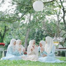 Hindi word hungarian word icelandic word indonesian word italian word japanese word korean word latin word malay word malayalam word marathi word nepali word norwegian word polish word portuguese word romanian word russian word serbian. Malay Wedding Photographer On Instagram Limited Slot Book Us Now With Special Price Booking Fee Only Rm 200 Nikah Dan Sanding 2 Events 1 Exclus