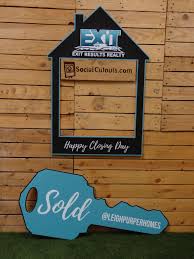 Real Estate Marketing Ideas Real Estate Signs Real Estate Agent Marketing Real Estate Training