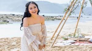 25 lagu barat paling enak di dengar terbaru terpopuler desember 2019 terpopuler saat ini 2019. Bangga Berdarah Indonesia Tanita Rilis Videoklip Lagu Terbaru Baik Baik Saja Bentengsumbar Com