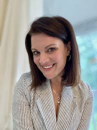 Sort of an odd question..but does anyone know where I can buy nose rings in  PT?? I wear simple silver studs & I've lost one of them. Silver earrings  will work too.