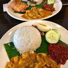 You can see how they prepare your favourite nasi lemak from scratch. Brilliant Nasi Lemak House Kuala Lumpur Restaurant Reviews Photos Phone Number Tripadvisor