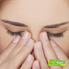 Goz Nezlesi Virus Yoluyla Ya Da Bakteriyel Bir Enfeksiyon Sonucu Ortaya Cikabilir Ayrica Havadaki Polen Ve Duman Yuzme Havuzlar Yuzme Havuzlari Yuzme Gozler