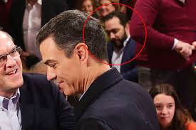 Las fotos del comisionista Aldama con Pedro Sánchez en un acto del PSOE