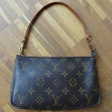 Louis vuitton mini pochette accessoires handbag evening bags clutches. Louis Vuitton Pochette Accessoires Happyface313