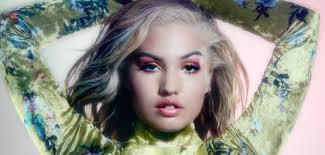 Mabel w nowym singlu "Let Them Now"