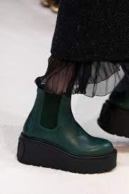 The Top 10 Shoes Of Paris Fashion Week Fall 2020 Trending Shoes Valentino Boots Fashion Boots