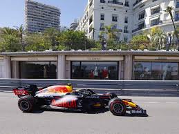 Una vez anunciada su salida de racing point para el próximo año, sergio pérez analiza cuál será su futuro en el automovilismo, el cual no descarta sea en la fórmula uno me enfoco en dar lo mejor de mí y recuperar lo perdido en el campeonato, declaró 'checo' pérez tras el gran premio de rusia. Checo Perez Desciende En Monaco Excelsior