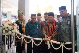 Asy'ari, m.si mengaku hingga sabtu (19/6/2021) mengaku belum mendapat kabar terkait photo syur itu. Kemenag Aceh Hadirkan Ptsp