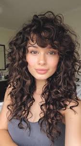 Ashley Magee (unikittycorn89)