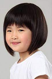 La recette pour un carré plongeant long pas trop strict et premier degré (ce qui peut aussi avoir son charme) : Le Carre Plongeant Beauty Beautiful Little Girls Asian Kids
