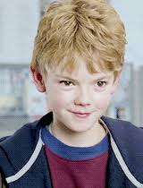 Love actually thomas brodie thomas sangster GIF sur GIFER