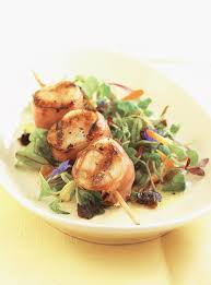 Brochettes De Petoncles A La Pancetta Ricardo Recipe Quinoa Salad Recipes Easy Skewer Recipes Recipes