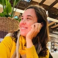 Carol Oldham's Instagram, Twitter & Facebook