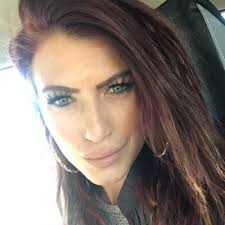 Ashley Kitchen (@Ashleybkitchen)