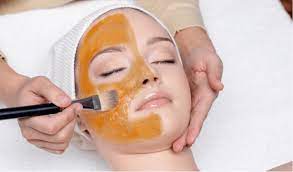 Selain membuat muka anda berasa bersih ditambah diperbaharui, gumpalan muka yang lebih baik dapat menghentikan jerawat dan kulit kering kering. 7 Masker Muka Yang Bisa Kamu Buat Sendiri Di Rumah