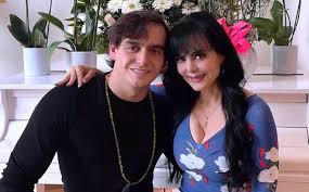Maribel Guardia dedica emotivo mensaje tras la muerte de su hijo Julián  Figueroa: "no tengo alma"