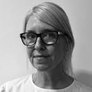 Karen Wightman's Instagram, Twitter & Facebook