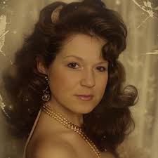 What are the purpose of rings in rural Washington sidewalk?