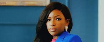 Ellis Hall Keeps Giving the World a Whole-Lotta 'Chakalaka' Music (EUR  Exclusive!)