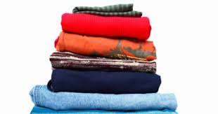 camasir makinesine giren kagit pecete anne kaz laundry dry cleaning pile of clothes wash and fold