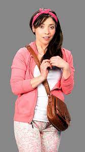 The series deals with the life of lala, a stunning transgender woman who inherits from her loving and sympathetic mother a taste for aesthetics and hairdressing. Lala S Spa Personajes Canal Rcn