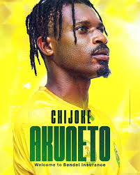 Manchester City midfielder reacts to Red Devils' signing