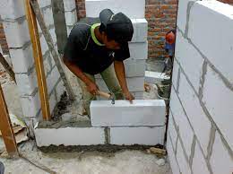 Melainkan juga di taman, pagar, kolam renang, dan dinding. Jual Bata Ringan Di Samarinda Cipta Karya Mandiri Sejahtera