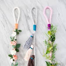 Here's how to tie a rope collar! Omg These Darling Diy Wedding Dog Leashes Are Just Too Much