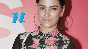 Liz Gallardo queda con marcas en la cara por querer 'cejas a la moda'