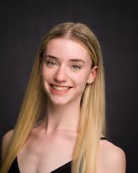 UNCSAgrad Amanda Ovitt came to UNCSA to chase her passion for dance and  leaves with the poise, grit and grace of a professional dancer ready to  take the stage. From dancing the