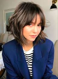Votre visage arrondi vous questionne et vous pensez qu'il ne vous permet pas de jouer avec les styles et les coiffures comme vous le souhaiteriez ? 6 Coupes De Cheveux Tres Courtes Pour Les Femmes Au Visage Rond Polyvore Source 1 Tendances Mode Beaute Luxe Lifestyle