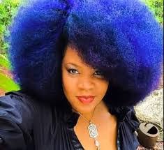 Elisa Webster's Instagram, Twitter & Facebook