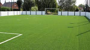 Parfait après le jointoiement ou bonnes affaires, stock restant, machines d'occasion et offres spéciales avantageuses, vous trouverez ici des outils de carrelage aux meilleurs prix dans la. Le Mini Terrain Synthetique Flambant Neuf Enfin Pret A Accueillir Les Footballeurs