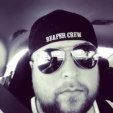 Which is stronger, Ur-Dragon or Kaalia of the Vast deck?