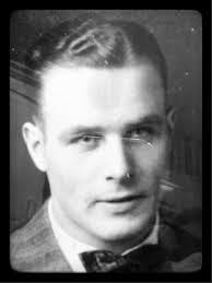 Leslie Keller's Instagram, Twitter & Facebook