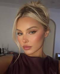 Mackenzie Gill (mackenzieegill)