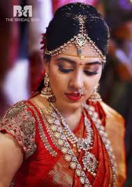 South Indian Bridal Makeup 30 Bridal Makeup Ideas Expert Tips Indian Bridal Hairstyles Bridal Jewellery Indian Bridal Makeup Tips