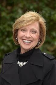 Fourth and Inches: How to Win When Cancer is the Opponent: Dooley, Barbara,  Crowe, Debbie: 9781512735321: Amazon.com: Books