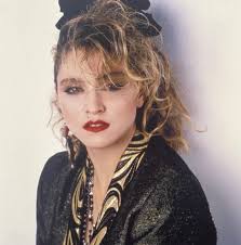 Incredible act of bravery: Keanu Reeves tries to enter raging floodwaters  in Texas to rescue homeless dogs dragged into the strong current. The  moment left the whole country heartbroken and sh0cked… WATCH