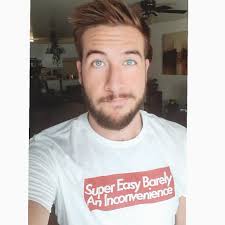 Watching this compilation of all the marvel movies in order of proper mcu timeline is super easy, barely an inconvenience. Ryan George On Twitter They Re On Https T Co Hubn3jswjt They Probably Ship To Germany But I M Not 100 Sure