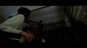 Das haus der verfluchten (1985) film deutsch hd als kind wird ihr von einem trügerisch verkleideten prieste die unschuld geraubt und ein tragischer unfall passiert. Haus Der Verfluchten Das Italo Cinema De