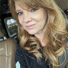 Donna Salcedo's Instagram, Twitter & Facebook