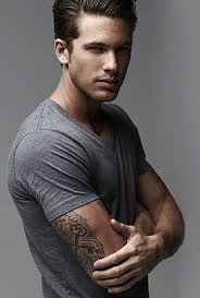 Adam Senn From Hit The Floor My Newest Favorite Adam Senn Beautiful Men Handsome Men