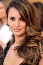 Pin De Kelin Calabria En Highlights Tonos De Cabello Colores De Pelo Moreno Tintes De Cabello