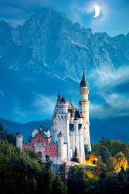 What's so special about neuschwanstein castle. It S Easy To See Why Neuschwanstein Castle In Germany Inspired Walt Disney To Create Sleeping Be Deutschland Burgen Schloss Neuschwanstein Burgen Und Schlosser
